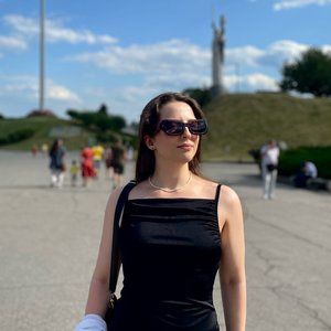 Meet your Posher, Анастасія